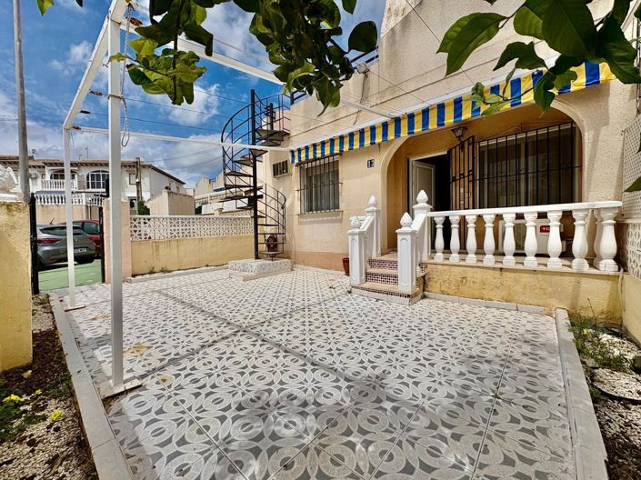 Image No.1-2 Bed Townhouse for sale