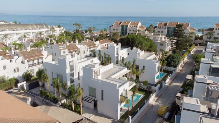 Image No.1-Villa de 4 chambres à vendre à Marbella