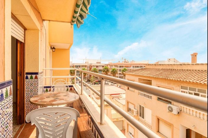 Image No.1-3 Bed Apartment for sale