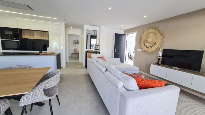 Image No.1-3 Bed Villa for sale