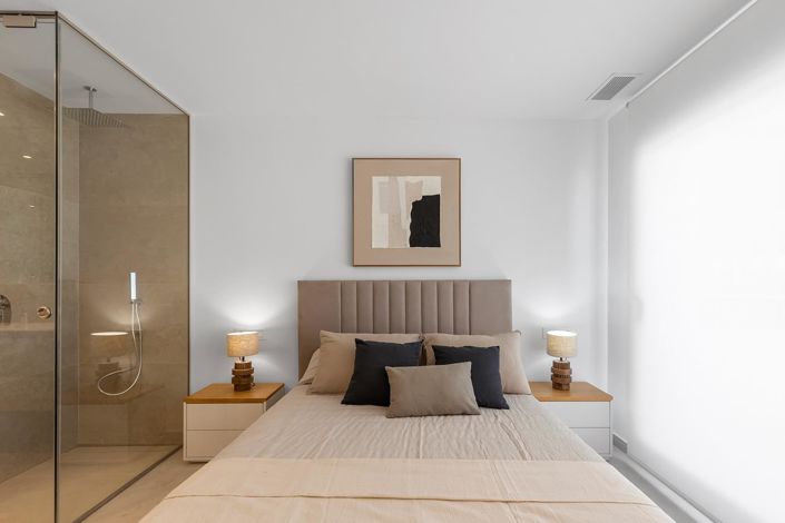 Image No.20-3 Bed Apartment for sale