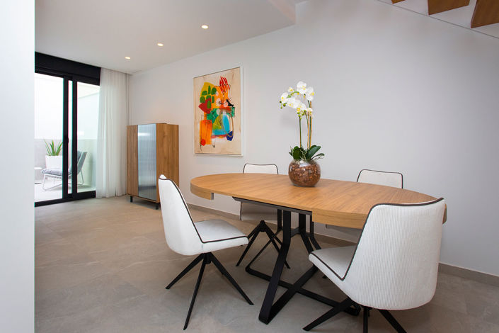 Image No.23-3 Bed Townhouse for sale