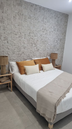 Image No.12-2 Bed Apartment for sale