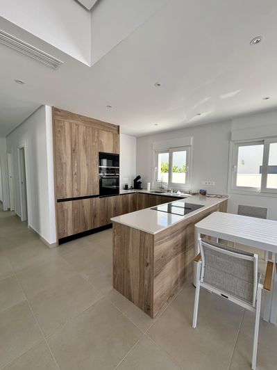 Image No.3-3 Bed Villa for sale