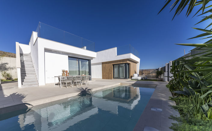 Image No.1-3 Bed Villa for sale