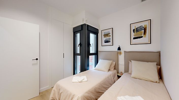 Image No.23-3 Bed Apartment for sale