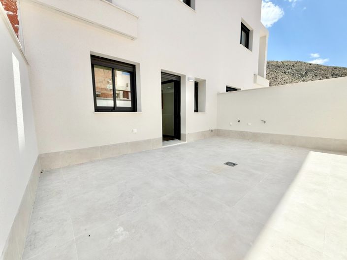 Image No.1-2 Bed Townhouse for sale
