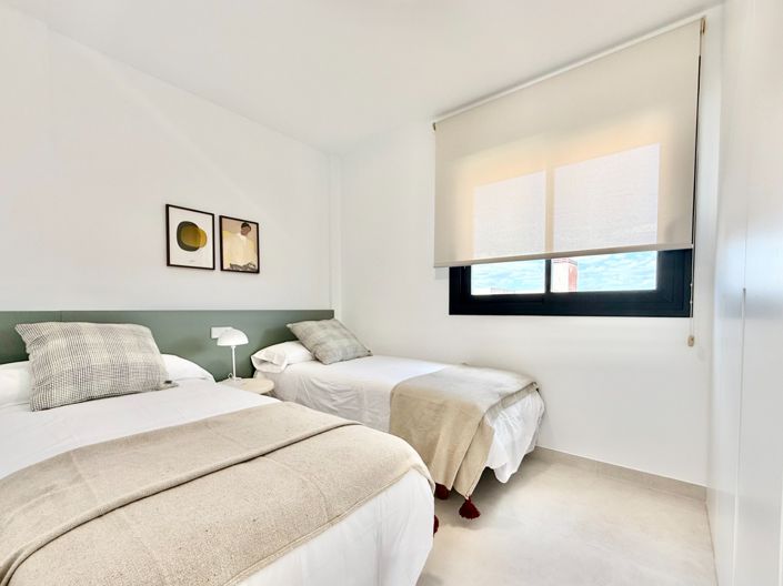 Image No.6-2 Bed Property for sale