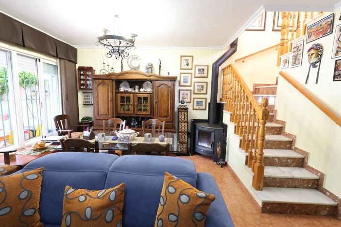 Image No.10-3 Bed Villa for sale