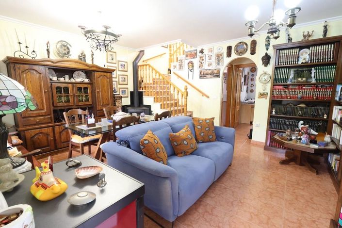 Image No.8-3 Bed Villa for sale