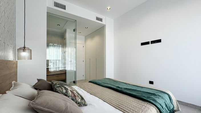 Image No.18-3 Bed Villa for sale