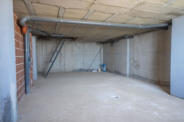 Image No.35-3 Bed Villa for sale