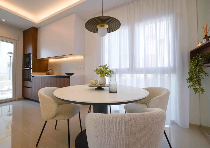 Image No.4-2 Bed Apartment for sale