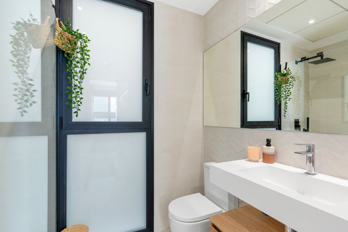 Image No.7-3 Bed Villa for sale