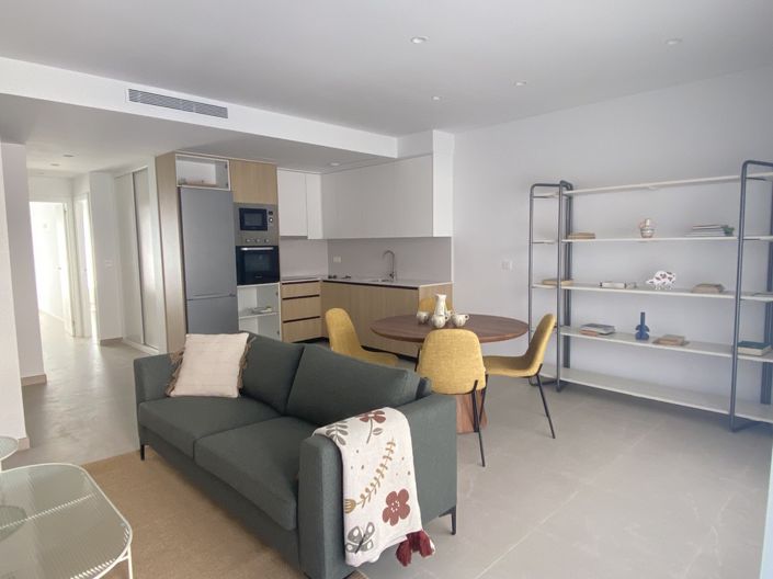 Image No.19-2 Bed Property for sale