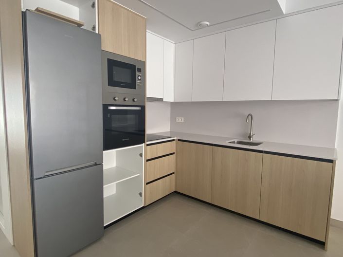 Image No.22-2 Bed Property for sale