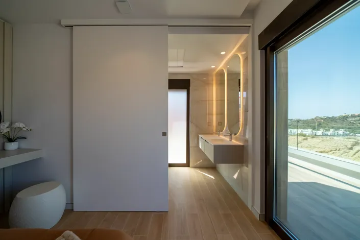 Image No.11-3 Bed Villa for sale