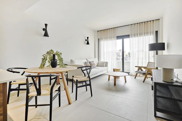 Image No.23-2 Bed Property for sale