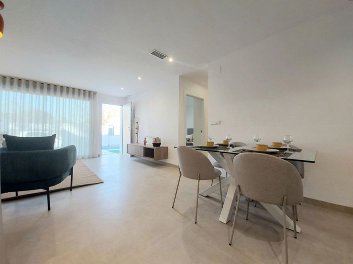 Image No.36-3 Bed Villa for sale