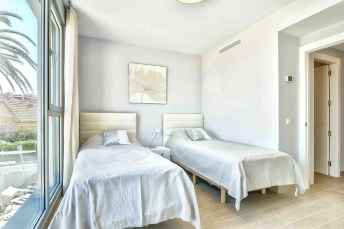 Image No.11-3 Bed Apartment for sale