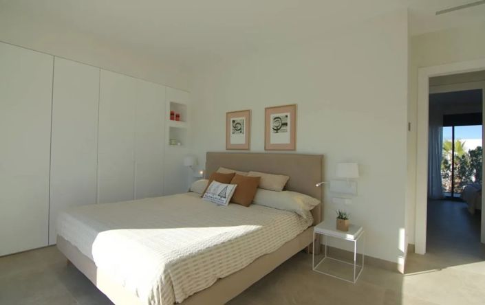 Image No.15-3 Bed Villa for sale