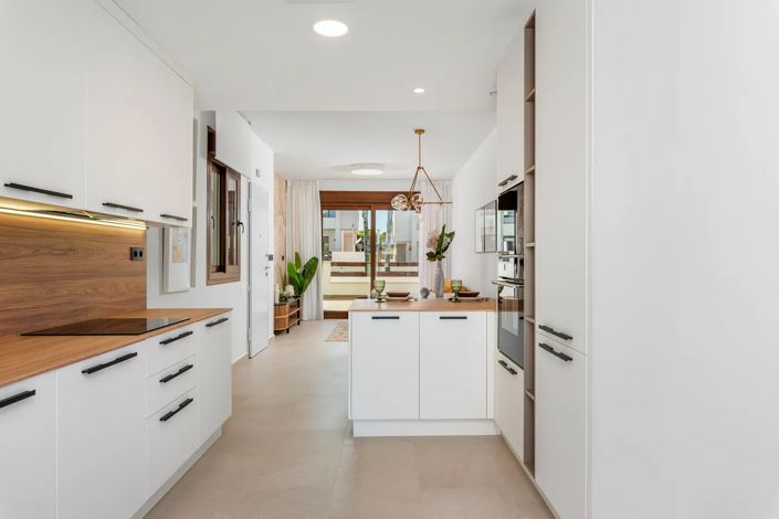 Image No.12-2 Bed Property for sale