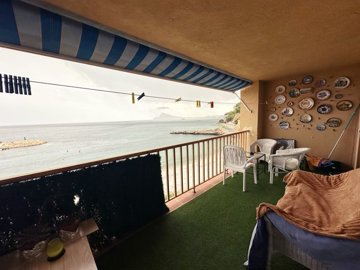 0115c51570726f01b7e296c3bdc660ff