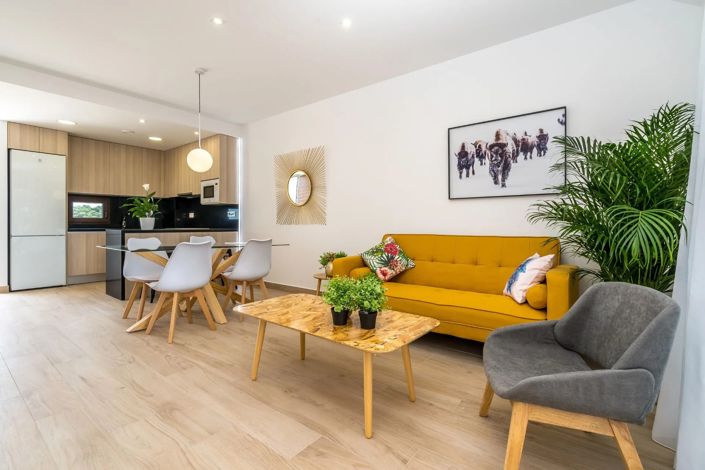 Image No.18-2 Bed Property for sale