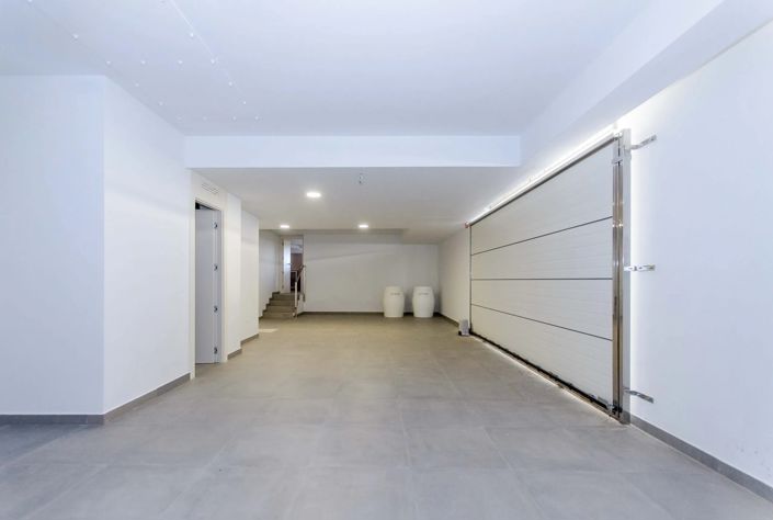 Image No.24-3 Bed Villa for sale