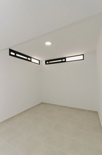 Image No.2-4 Bed Villa for sale