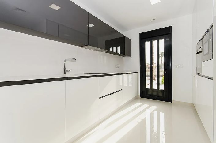 Image No.17-4 Bed Villa for sale