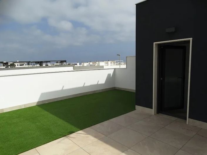 Image No.6-3 Bed Property for sale