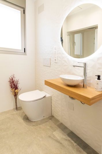 Image No.25-3 Bed Villa for sale