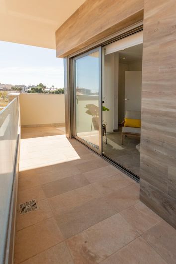 Image No.9-3 Bed Villa for sale