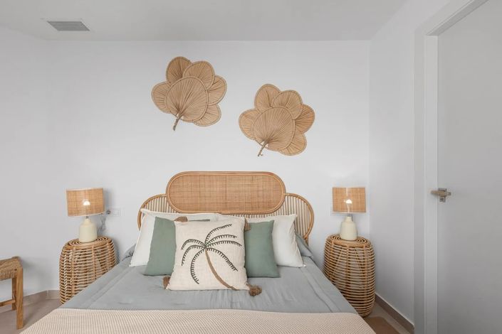 Image No.33-3 Bed Apartment for sale