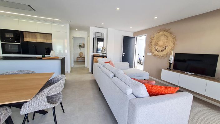 Image No.4-3 Bed Villa for sale