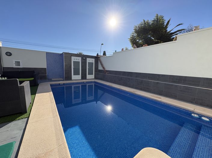 Image No.47-Villa de 4 chambres à vendre à Torrevieja