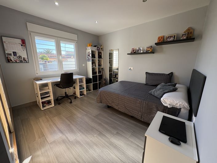 Image No.7-Villa de 4 chambres à vendre à Torrevieja