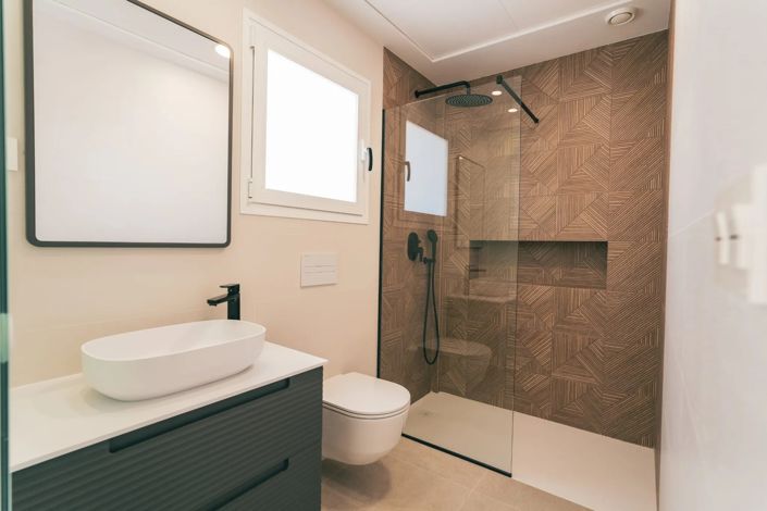 Image No.12-3 Bed Villa for sale