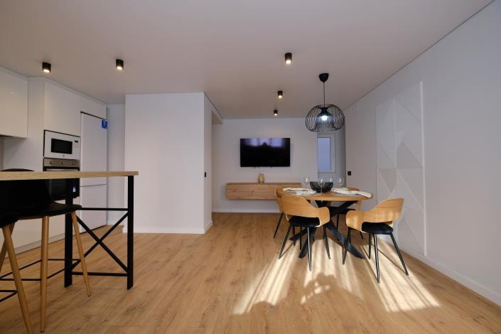 Image No.11-3 Bed Apartment for sale