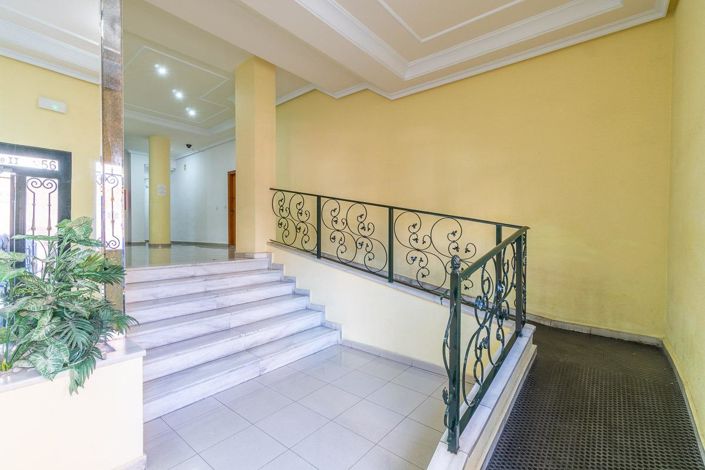 Image No.19-2 Bed Apartment for sale