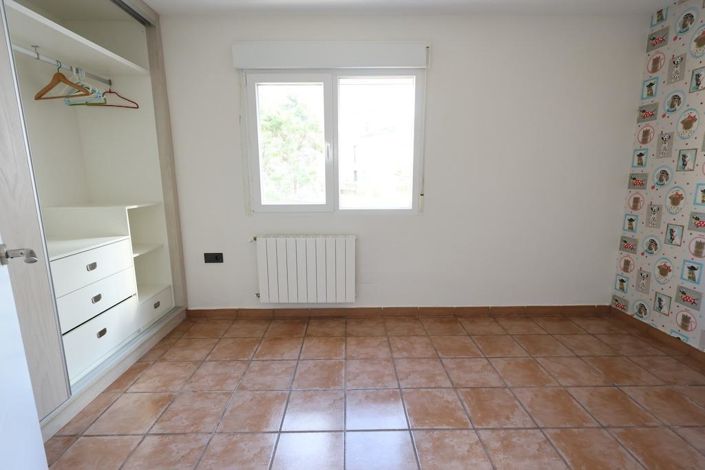 Image No.15-4 Bed Villa for sale