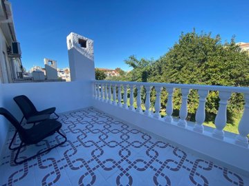 664e581f3293bf8806f724e8ab705e7d