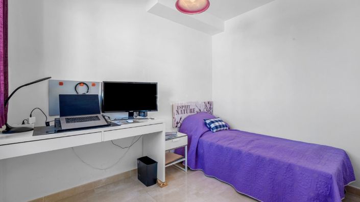 Image No.13-3 Bed Apartment for sale