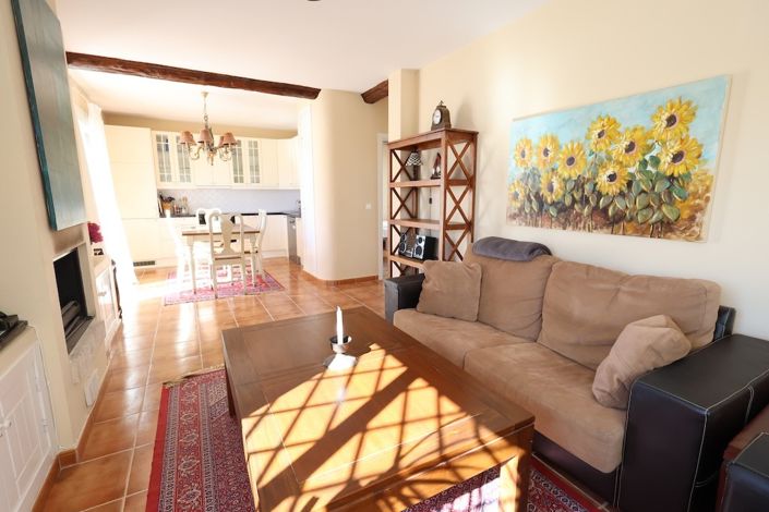 Image No.8-3 Bed Townhouse for sale