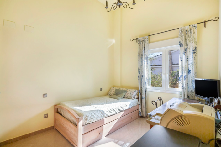 Image No.17-5 Bed Villa for sale