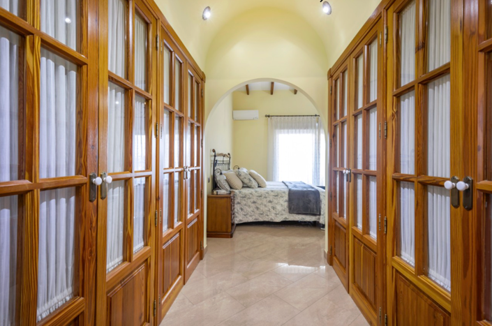 Image No.19-5 Bed Villa for sale