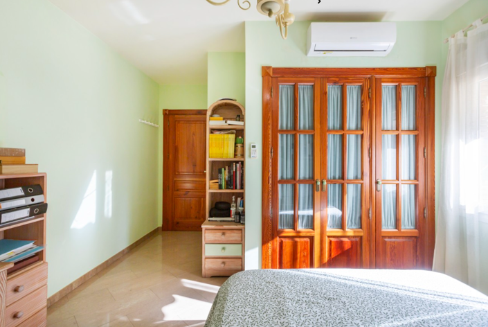 Image No.20-5 Bed Villa for sale