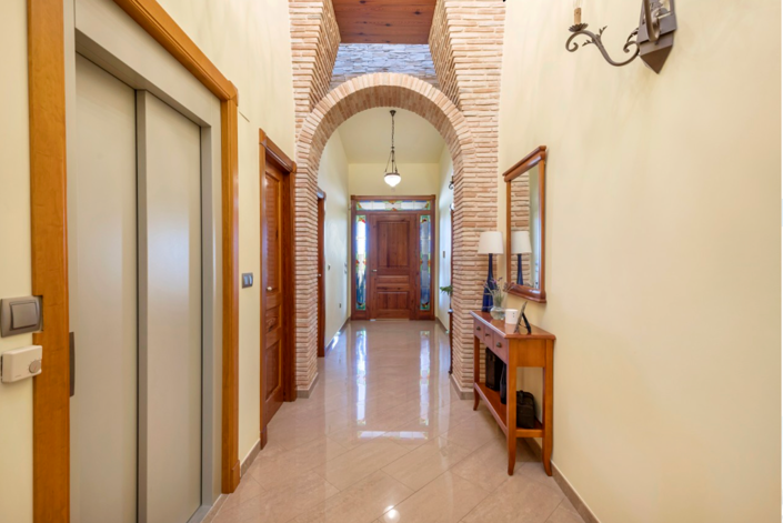 Image No.24-5 Bed Villa for sale