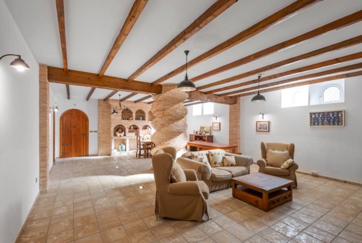 Image No.28-5 Bed Villa for sale